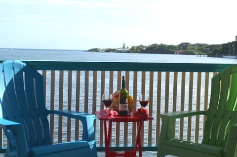 Beautiful and relaxing view from Mermaid cabin deck!!Beautiful and relaxing view from Mermaid cabin deck!!