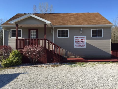The Sweet Retreat at Yorkies Grill & Custard!!