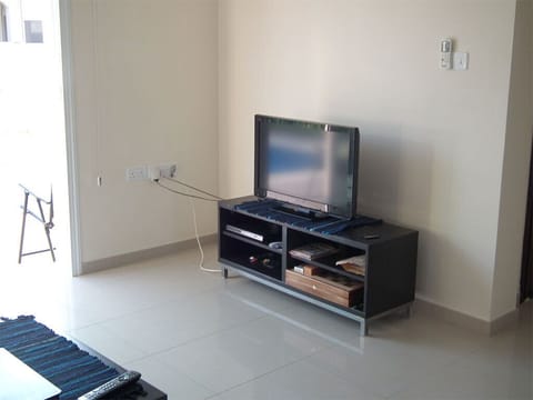 TV, DVD player