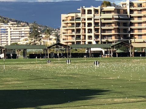 Golf range just 3 minutes walk away