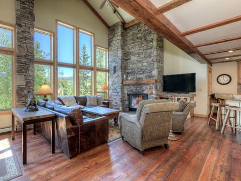 Seating for your whole group in the living area