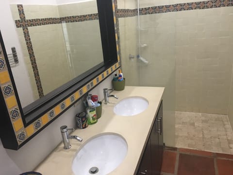 Double sink master bathrooms