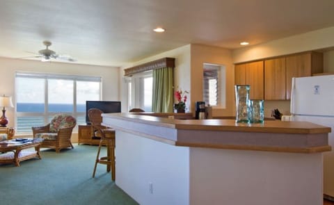 Wyndham Shearwater Fully Equipped Kitchen
