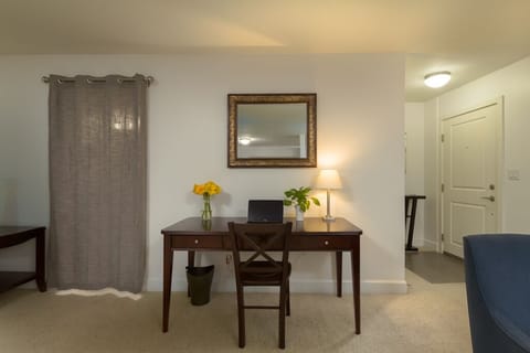 Working desk space and high speed wifi