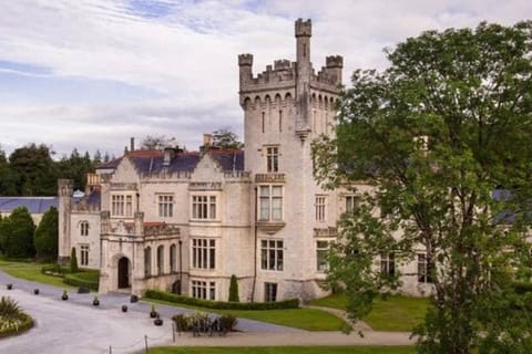 Great if attending a wedding at Lough Eske castle, less than a 10 minute drive