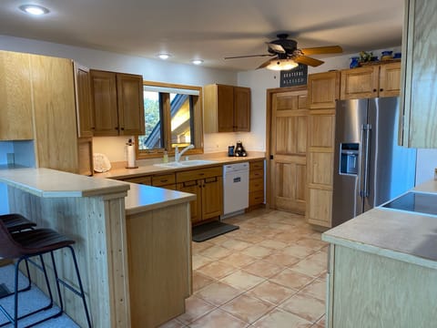 Second floor - Kitchen - from family room