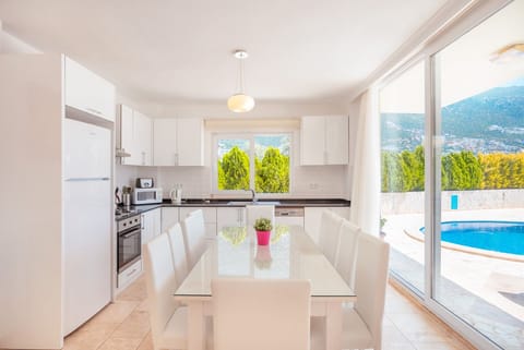 Elif Olivella - 5 bedroom villa in tranquil location near to town centre Villa in Kalkan Belediyesi