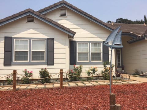 Welcome to Captains Cottage