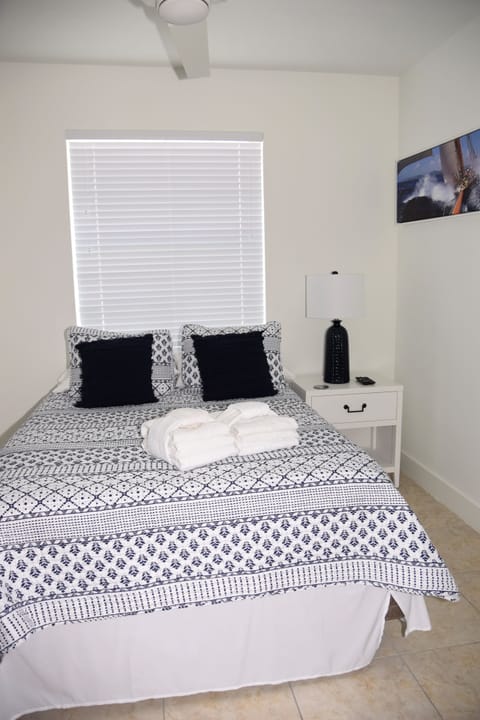 4 bedrooms, in-room safe, iron/ironing board, WiFi