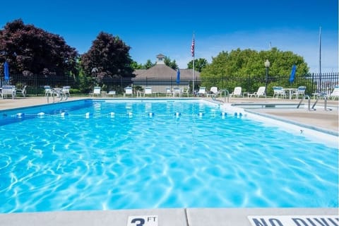 Indoor pool, outdoor pool