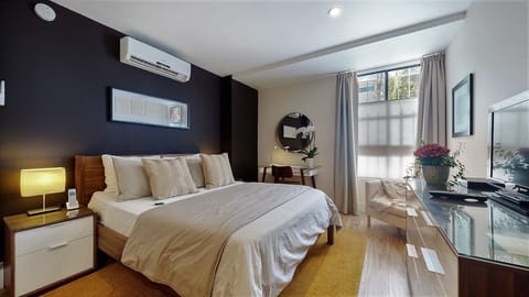1 bedroom, hypo-allergenic bedding, in-room safe, desk