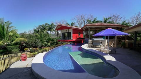 Outdoor pool, an infinity pool