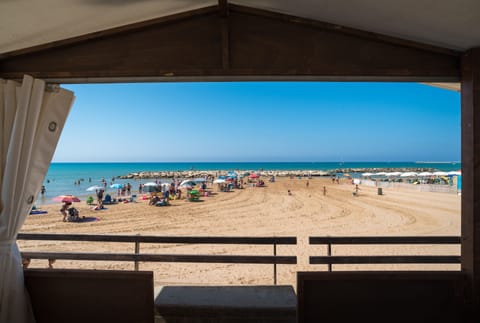 Beach nearby, sun loungers