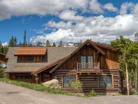 Powder Ridge Cabins, Manitou 3, Exterior, 1