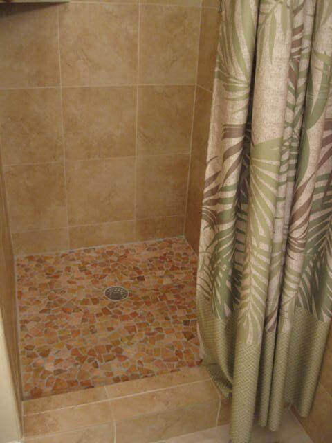 Combined shower/tub, hair dryer, towels, soap