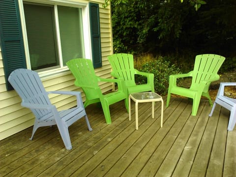 Front Deck - West Side