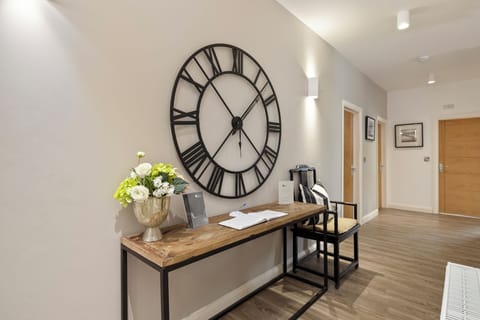 Luxury Cottage, Hot Tub, Sea Views