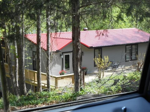 Red metal roof but it's what is inside that will please the lake lovers!!