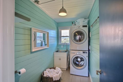 Laundry room with extra toilet & sink