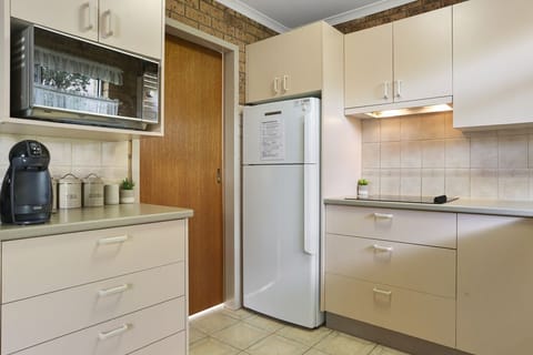 Fridge, microwave, dishwasher, coffee/tea maker