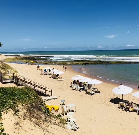 Beach nearby, sun loungers, beach towels