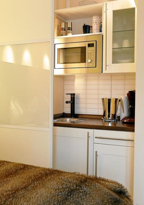 Fridge, microwave, coffee/tea maker