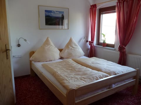 3 bedrooms, in-room safe, cribs/infant beds, free WiFi
