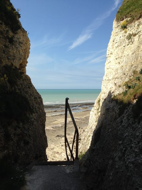 Beach nearby, sun loungers