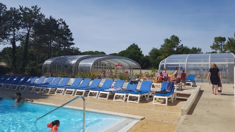 Indoor pool, outdoor pool