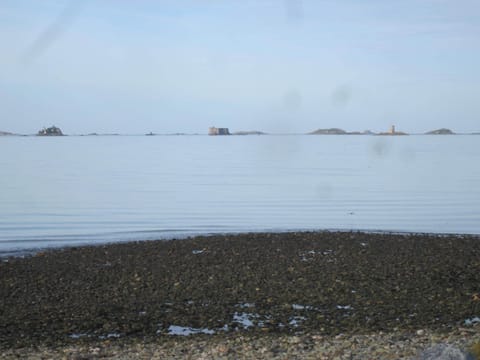 Beach nearby, sun loungers