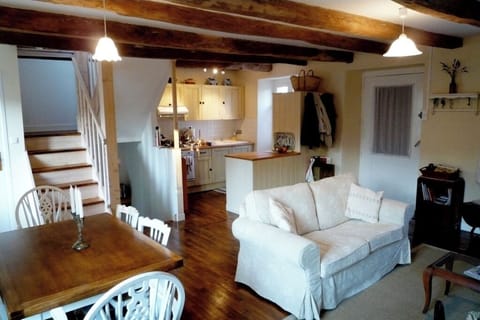 Open-Plan and stairs to loft