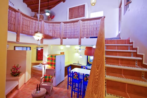 Upon entering Las Aves