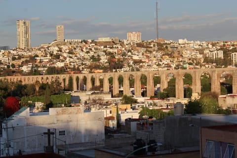 Take that great souvenir picture, just two blocks away