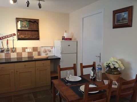La Grange Kitchen and Dining area