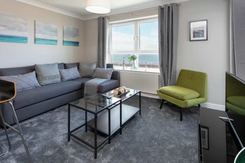 Living Area - 2