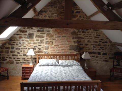 Double bedroom with fabulous beams.