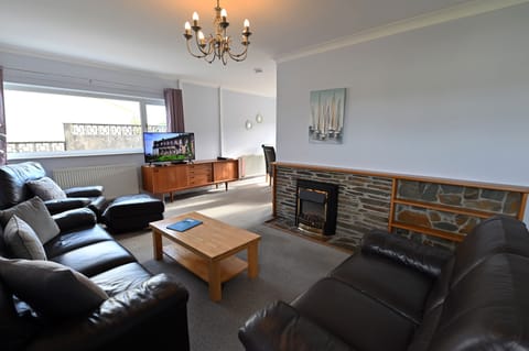 Near to Beach, Pet Friendly