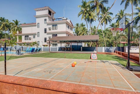 Sport court