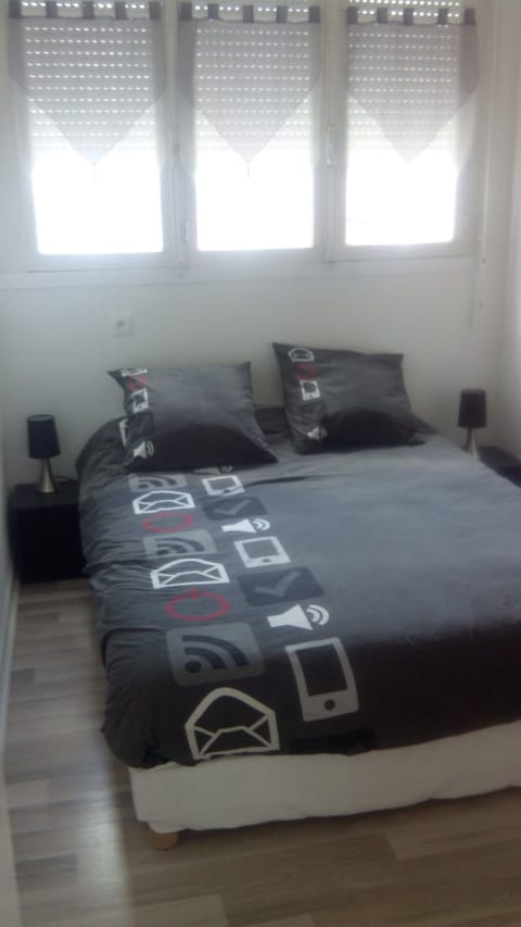 2 bedrooms