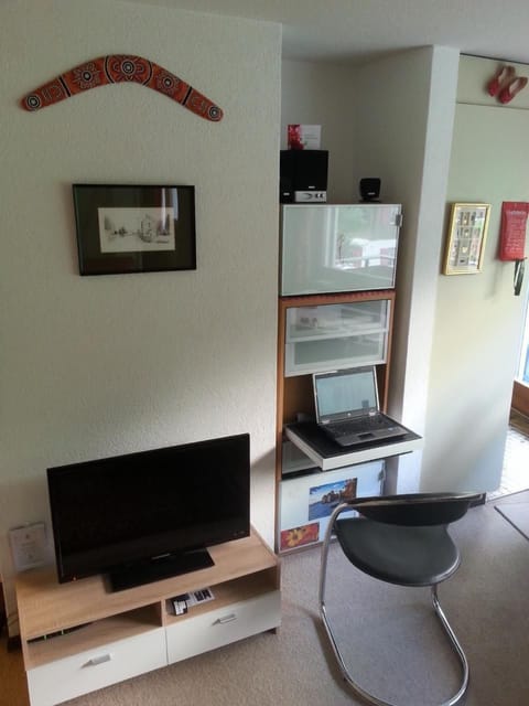 Laptop workstation so you can keep your dining table free