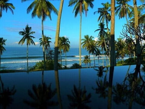 Deluxe Beachfront, Bali
