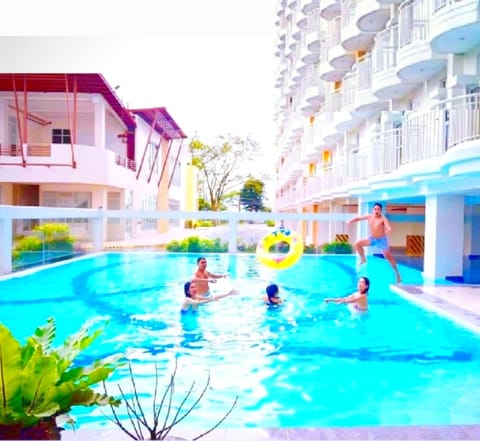 Free access Swimming Pool and View-Deck for registered guests. 