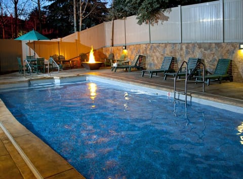 Indoor pool, outdoor pool