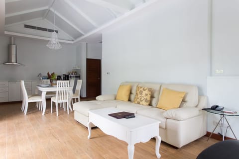 Alisea Pool Villas /3 Bedroom Pool Villa