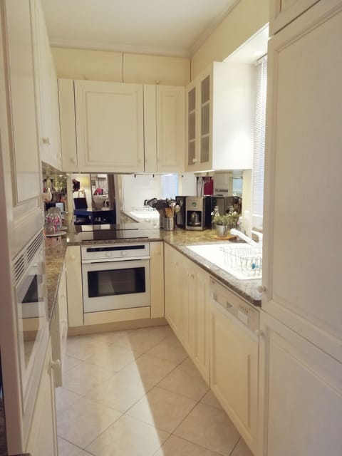 Fully equiped kitchen