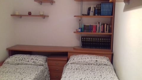 Desk, iron/ironing board, bed sheets, wheelchair access