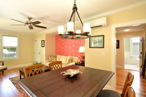 Dining for four amongst the tree tops - Second Level