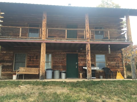 Lower Unit is the cabin. Upper is the owners quarters