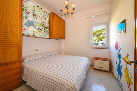 In-room safe, iron/ironing board, WiFi, wheelchair access