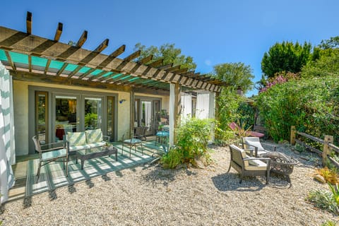 The spacious and elegant back deck opens up the place for al fresco dining & fun